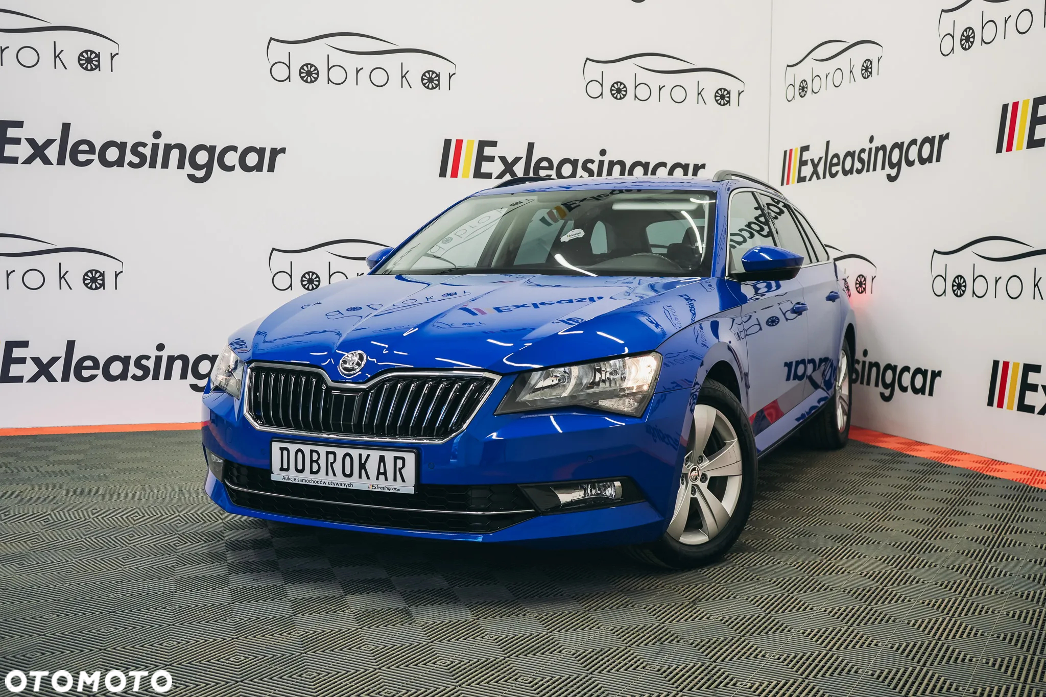 Skoda Superb 2.0 TDI SCR Ambition - 5
