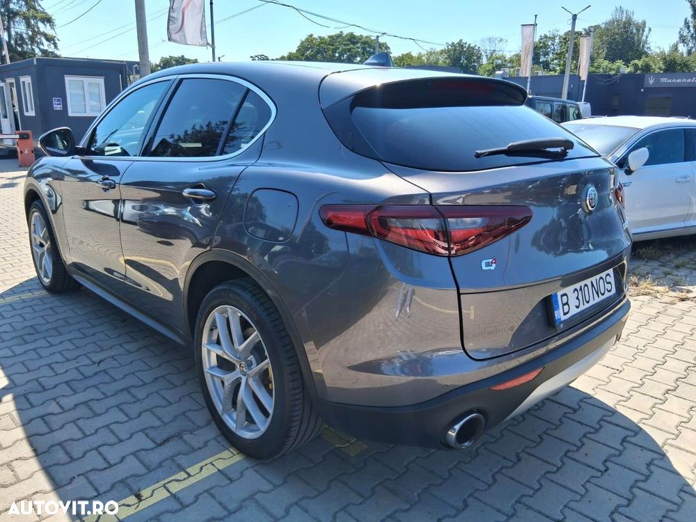Alfa Romeo Stelvio - 5