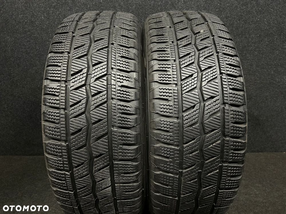 Opony zimowe Hankook Winter iCept LV 215/60/17C 109/107T 2szt. - 1