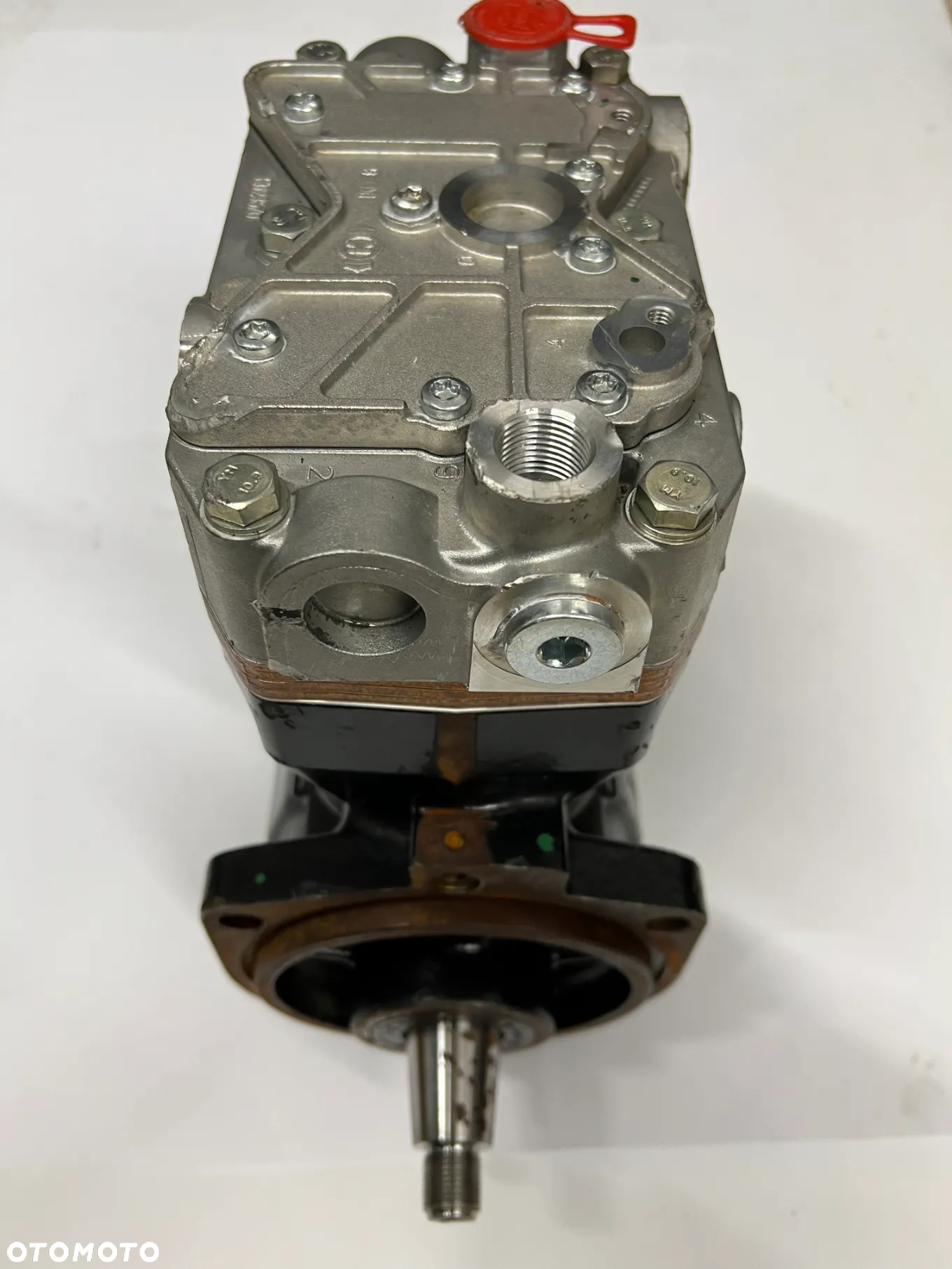Iveco Starlis kompresor powietrza LK4935 504353253 nowy - 7