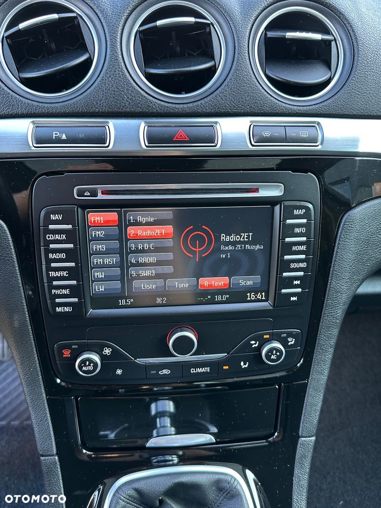 Ford Galaxy 2.0 TDCi DPF Business Edition - 22