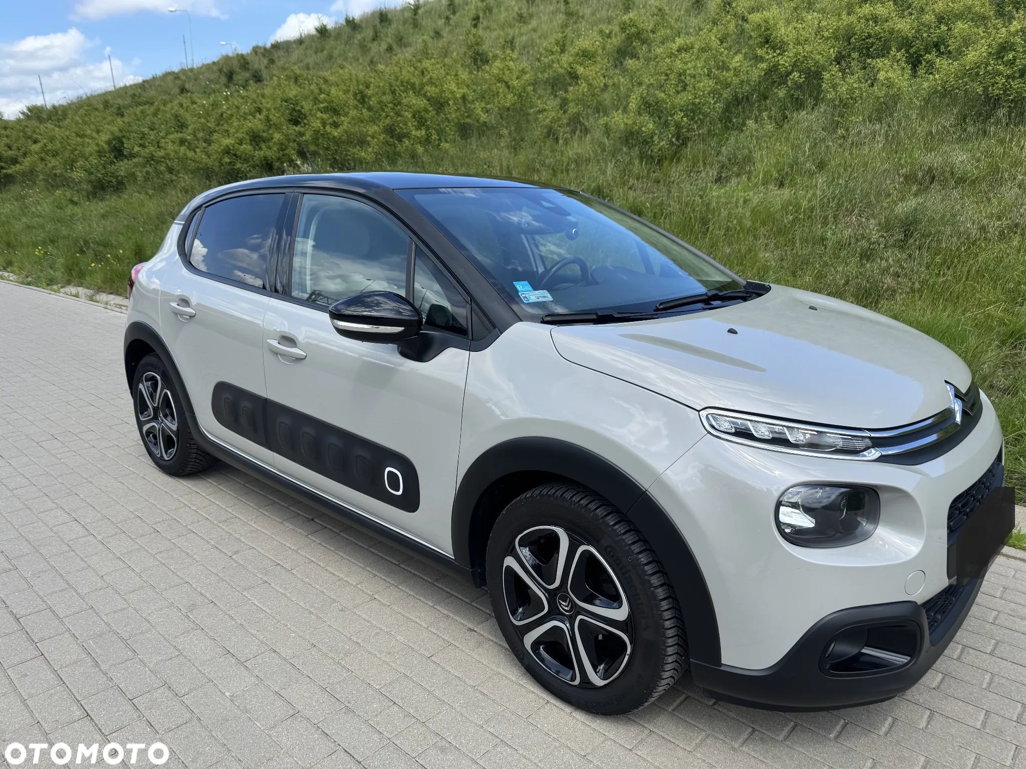 Citroën C3 1.2 PureTech Shine S&S EAT6 - 1