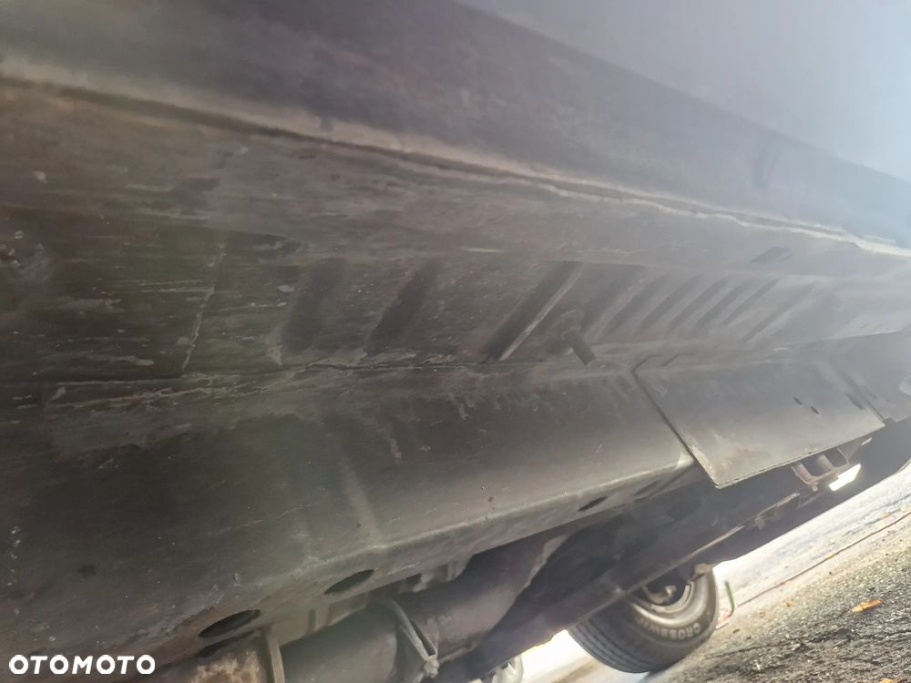 Jeep Liberty 3.7 4x4 - 32