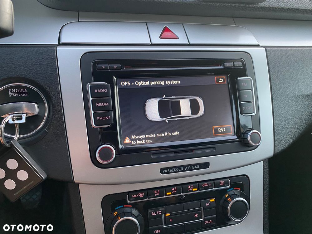 Volkswagen Passat CC - 19