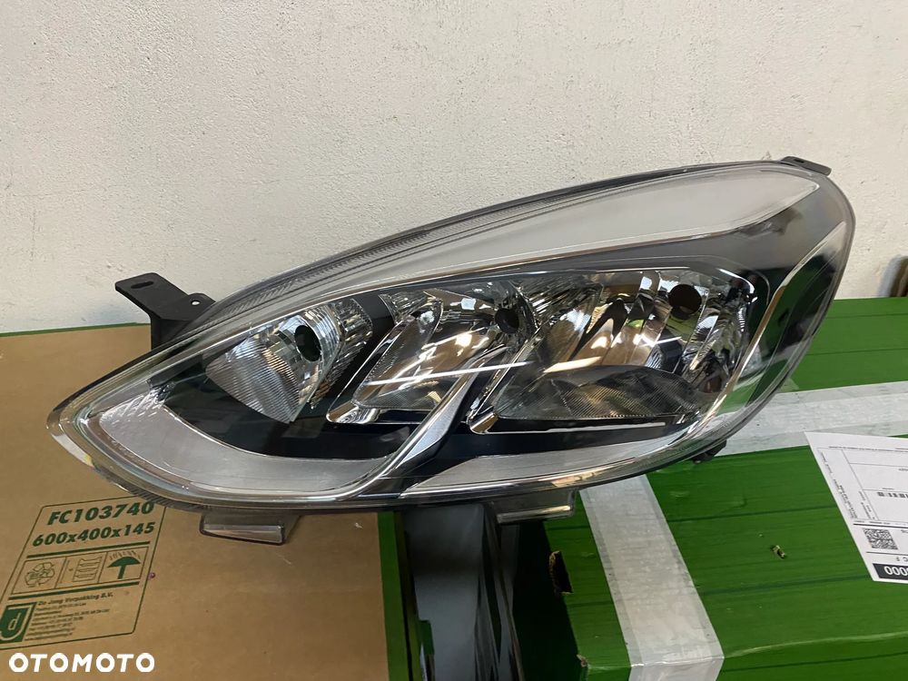 lampa fiesta mk8 zwykła lewa eu cała - 2