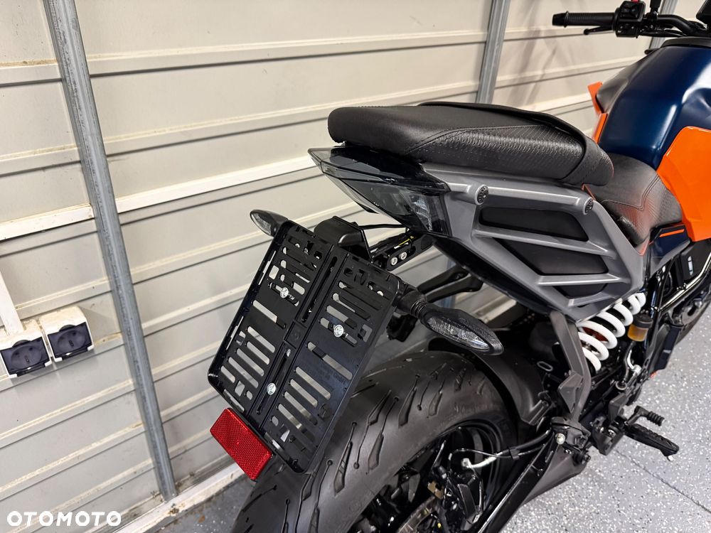 KTM Duke - 4
