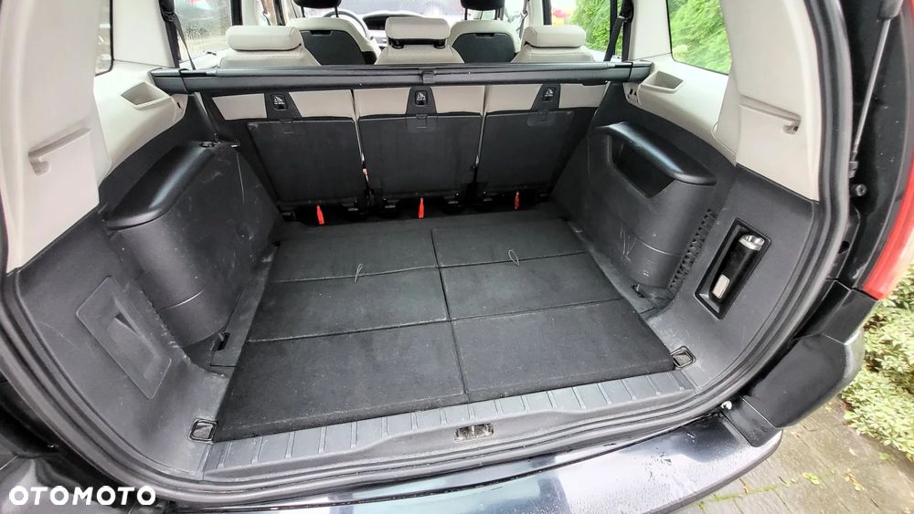Citroën C4 Grand Picasso - 9