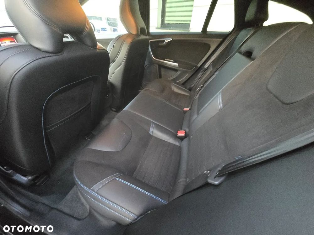 Volvo V60 T6 AWD Polestar - 15