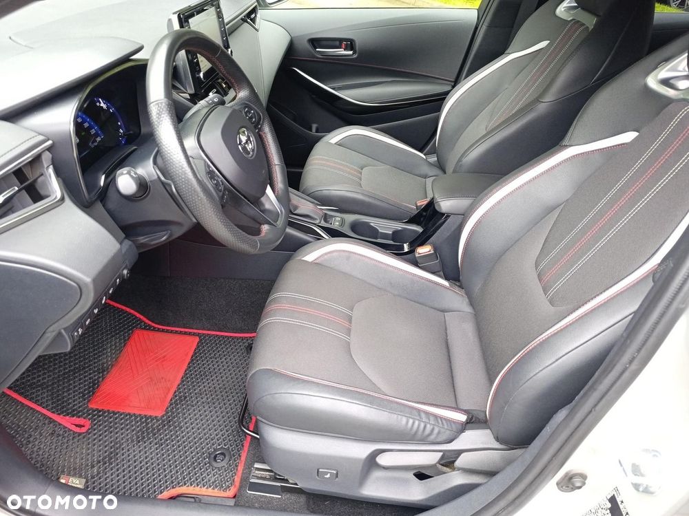 Toyota Corolla 2.0 Hybrid GR Sport - 11