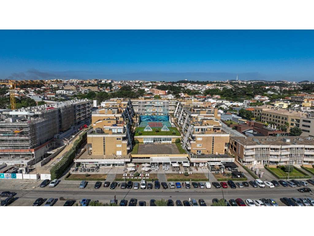 Penthouse T4 à Venda na 1 Linha de Praia - Grande imagem: 2/45