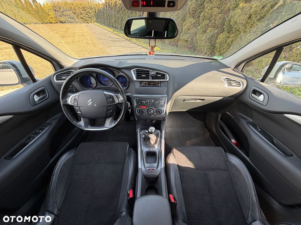 Citroën C4 HDi 150 Exclusive - 17