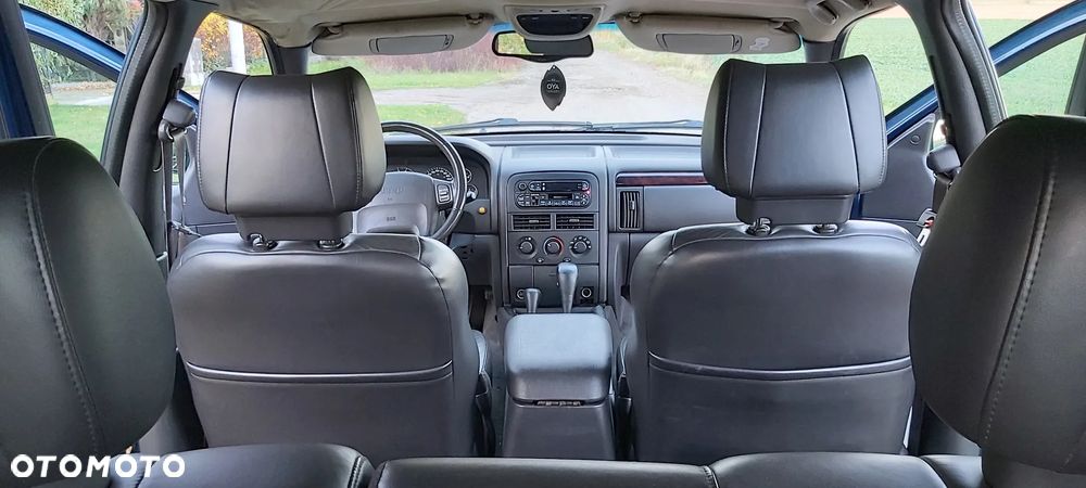 Jeep Grand Cherokee 4.7 Overland - 6