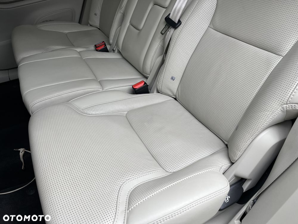 Volvo XC 90 D5 SCR AWD Inscription - 19