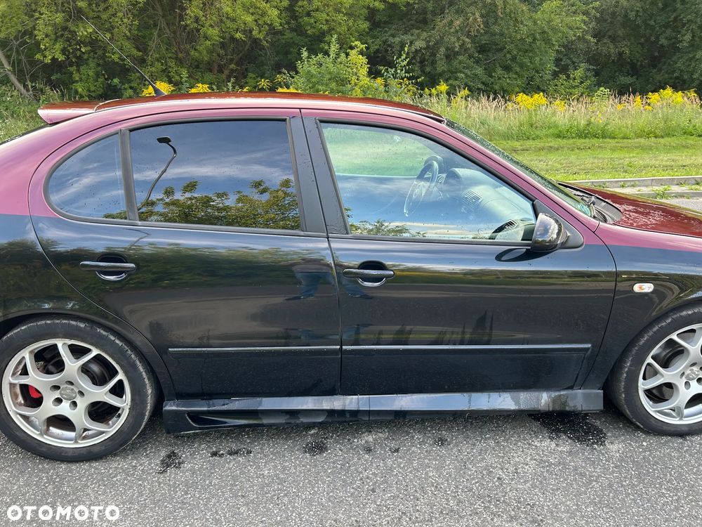 Seat Leon 1.8T Cupra R - 9