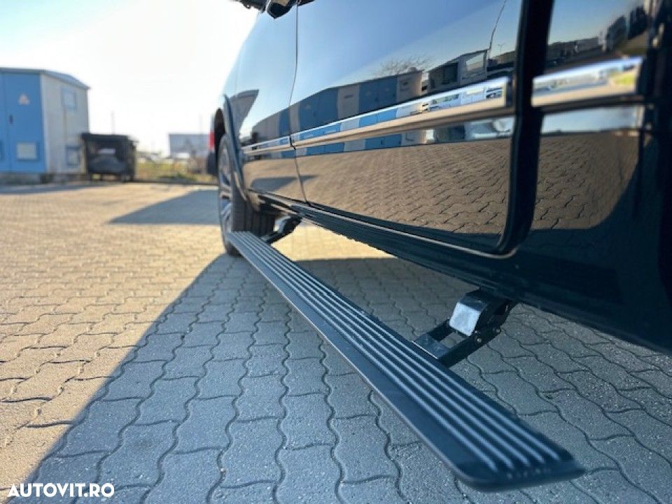 Dodge RAM - 12