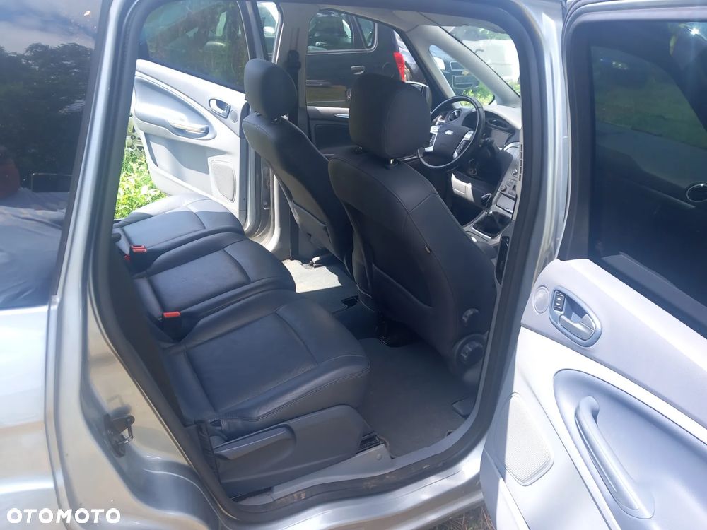 Ford S-Max 2.2 TDCi DPF Titanium - 16