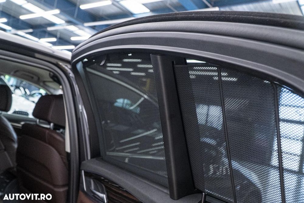 BMW Seria 5 530e iPerformance Aut. Luxury Line - 30