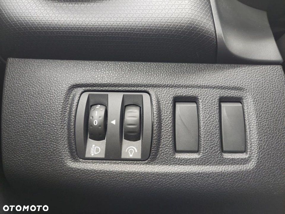 Renault Clio - 16