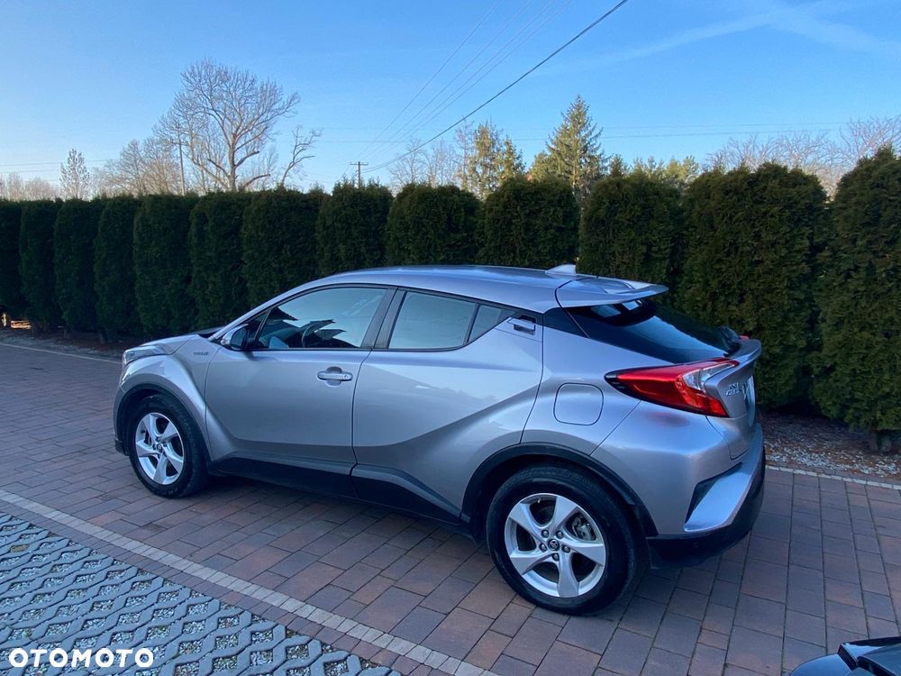 Toyota C-HR - 3