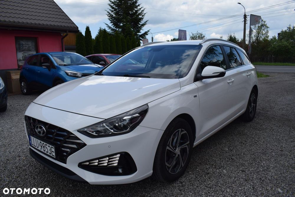 Hyundai i30 1.5 T-GDI 48V-Hybrid DCT Prime - 1