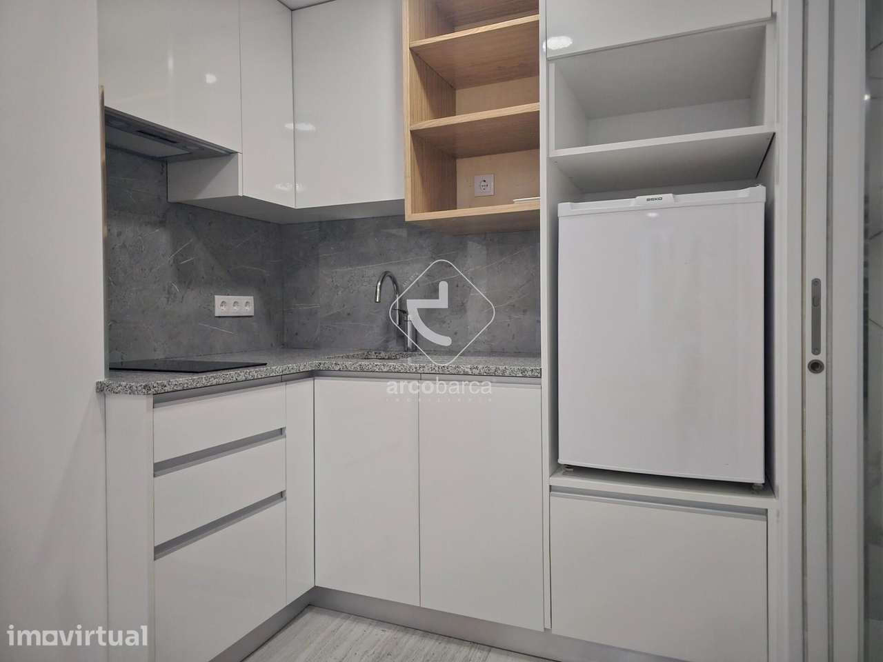 Arrenda-se Apartamento T0 R/C no Centro Histórico de Arcos de Valdevez - Grande imagem: 2/16