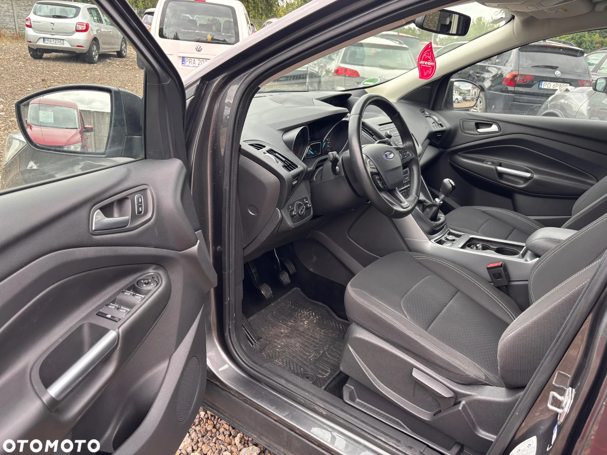 Ford Kuga 1.5 EcoBoost FWD Trend - 6