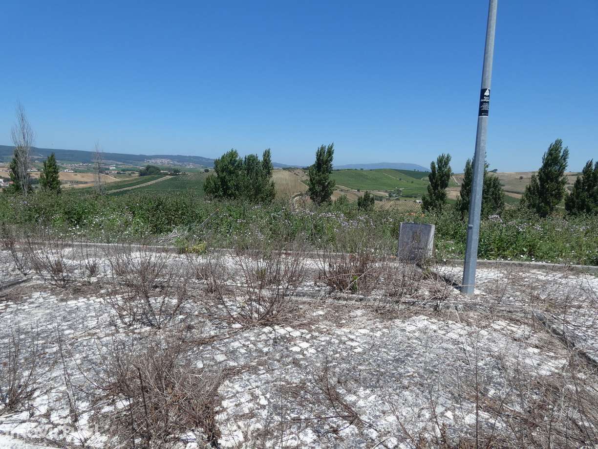 Terreno para Construção com 360 m² - Grande imagem: 3/28