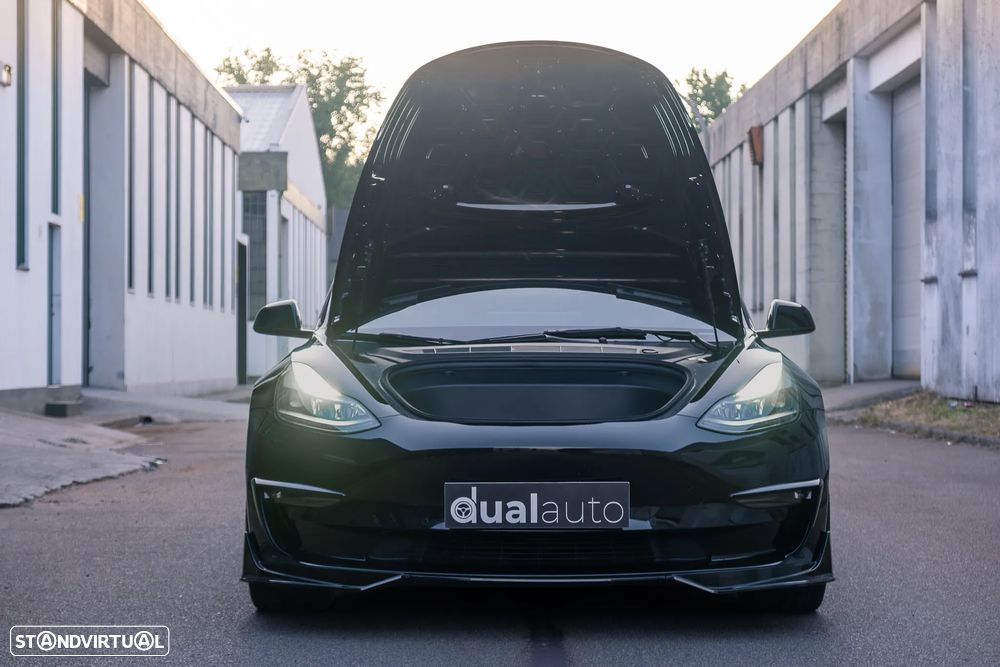 Tesla Model 3 Performance Dual Motor AWD - 4