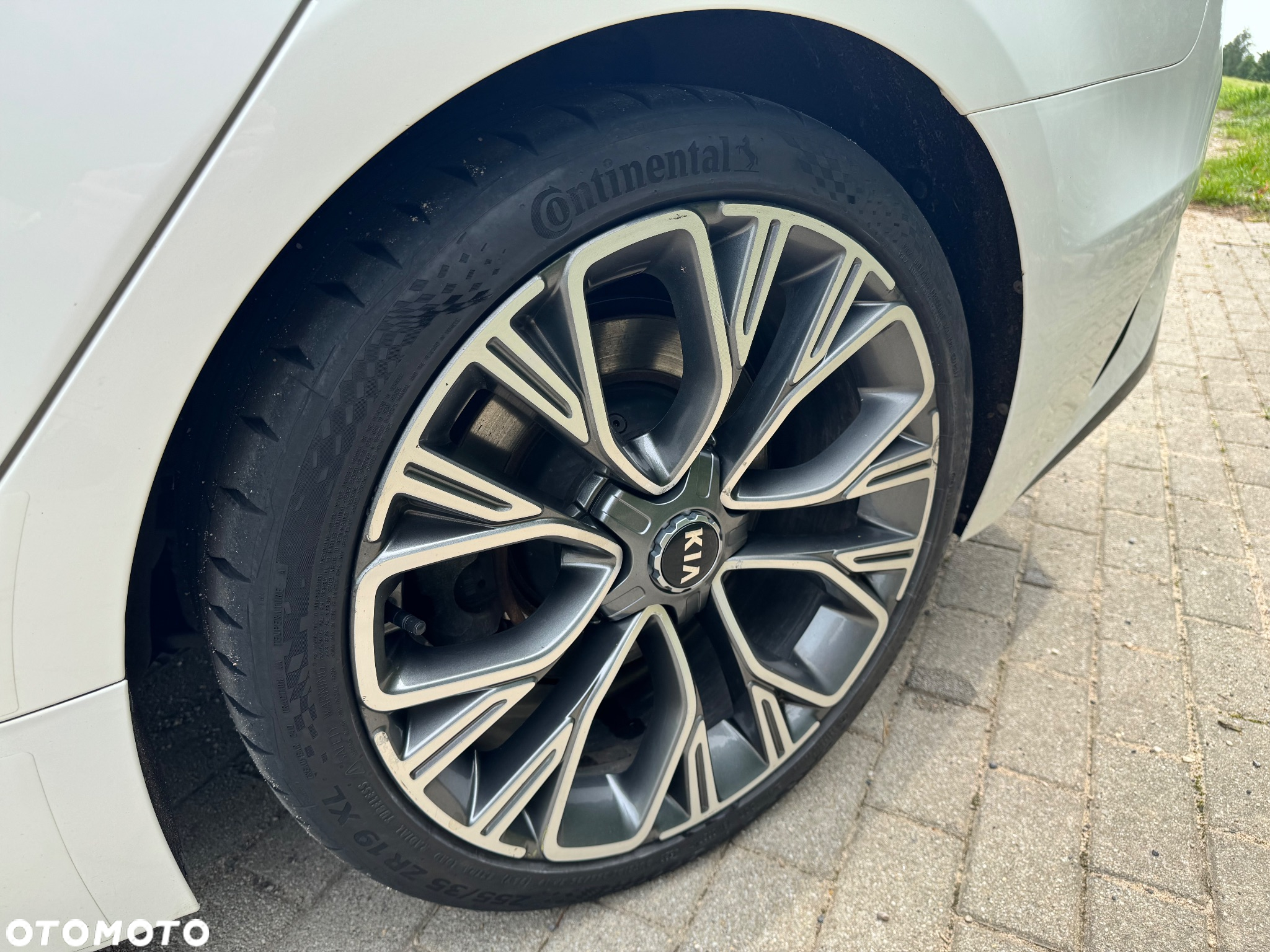 Kia Stinger 2.0 T-GDI GT Line - 8