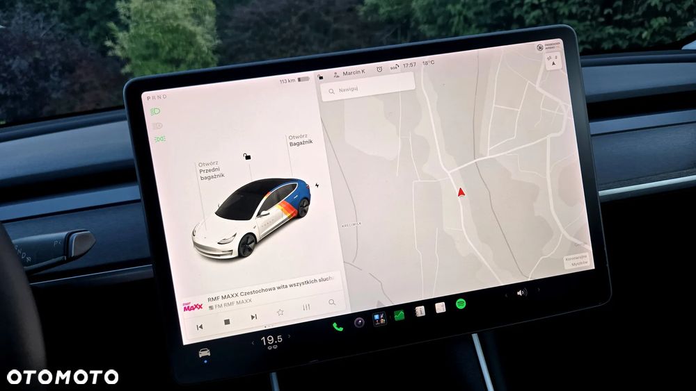 Tesla Model 3 - 24