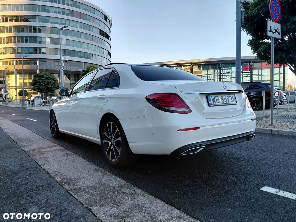 Mercedes-Benz Klasa E 220 d 9G-TRONIC - 10