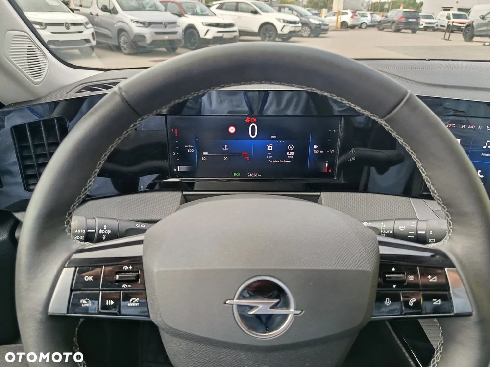 Opel Astra 1.2 T Business Edition S&S - 6