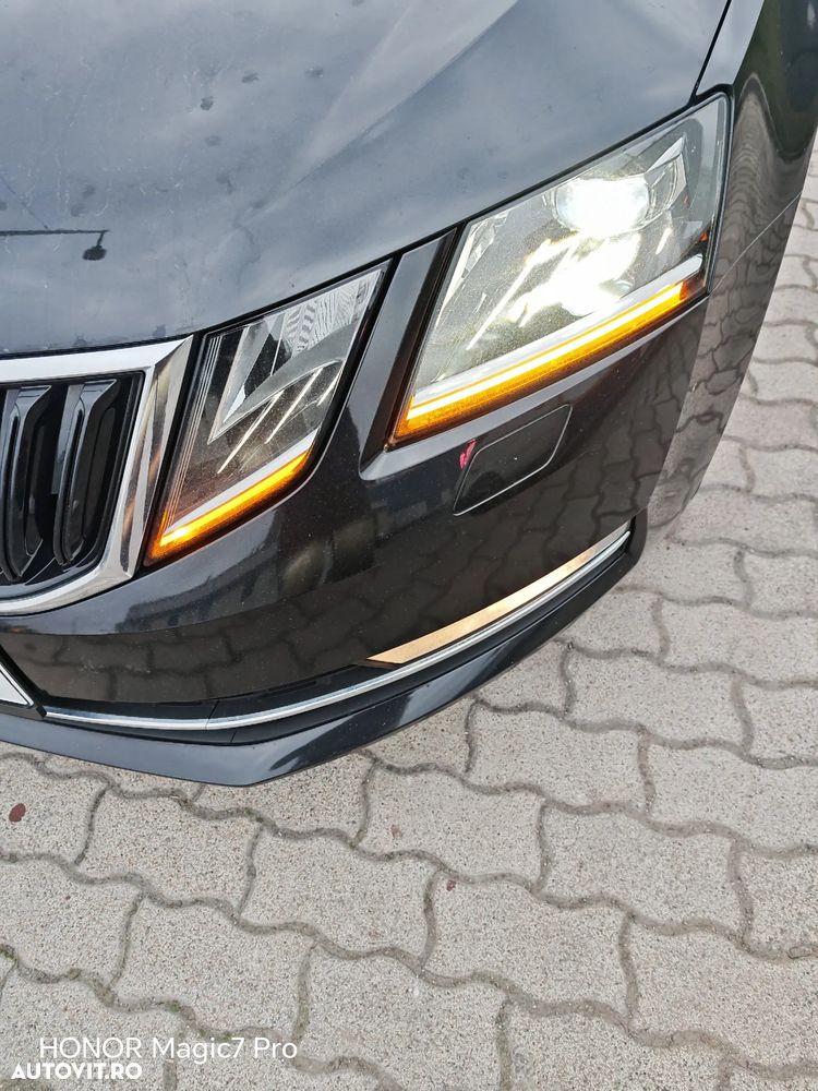 Skoda Octavia 1.6 TDI DSG Ambition - 8