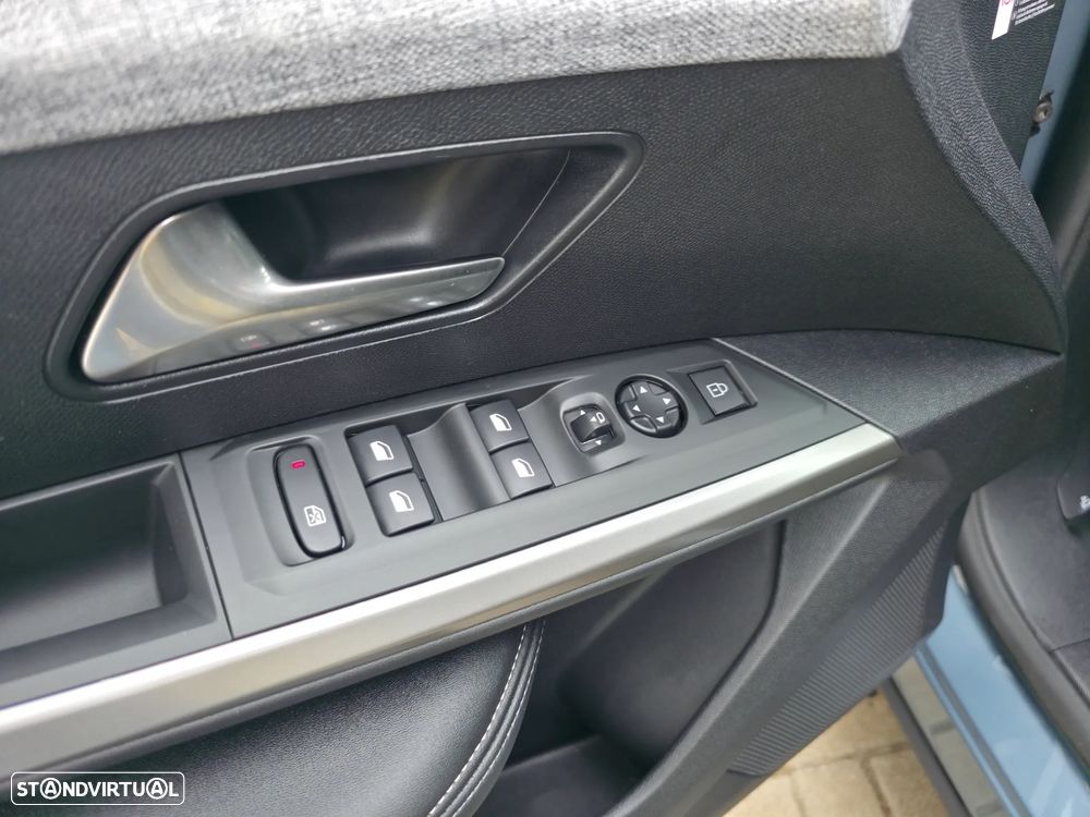 Peugeot 3008 1.2 Hybrid Allure Pack e-DCS6 - 15