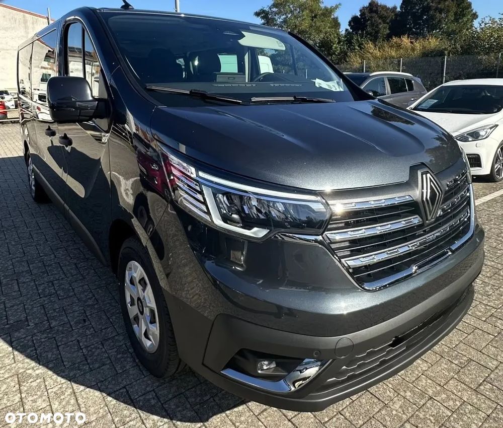 Renault Trafic - 2