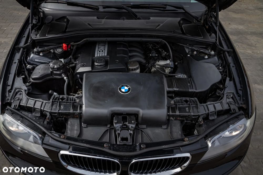 BMW Seria 1 116i - 38