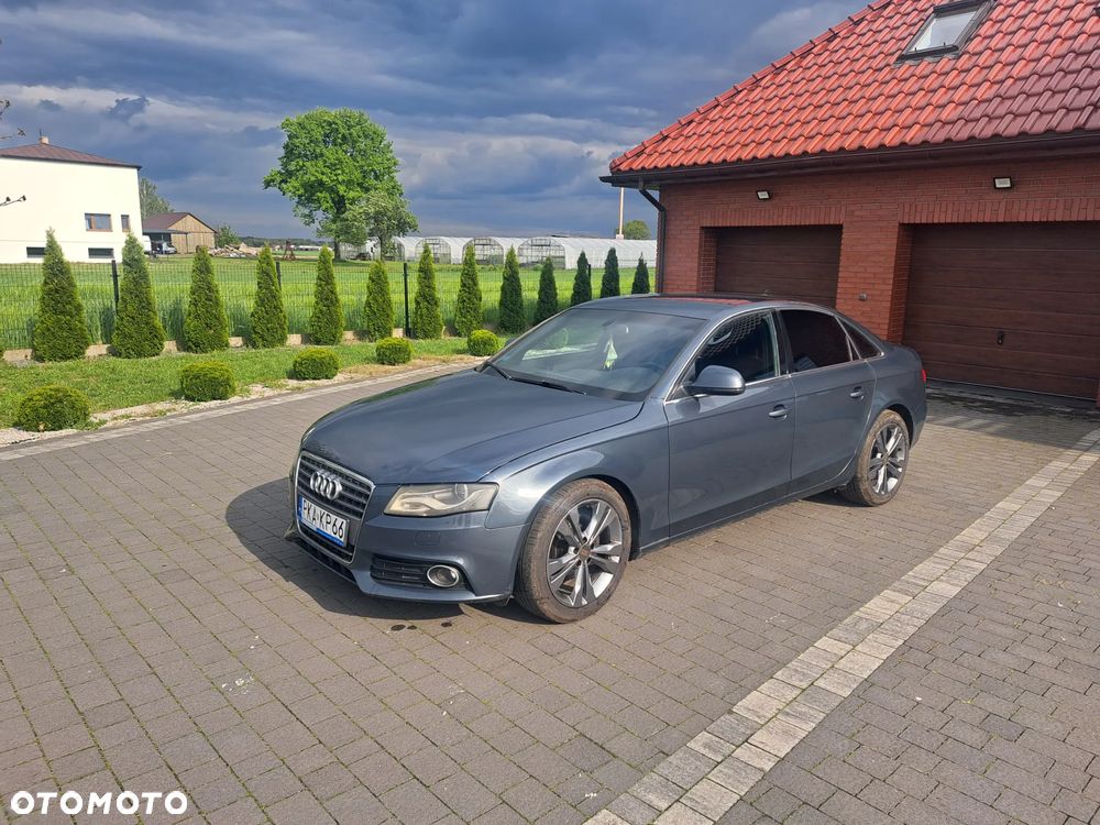 Audi A4 Limousine - 2