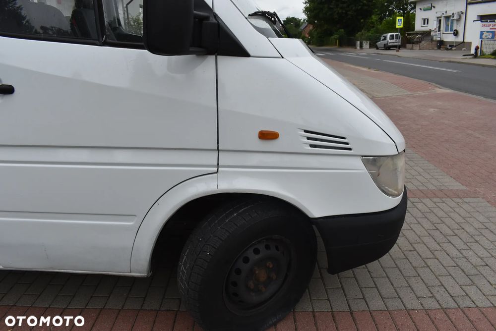 Mercedes-Benz SPRINTER - 27