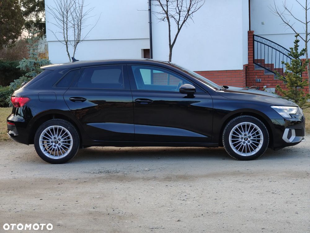 Audi A3 Sportback 35 TDI S tronic - 2