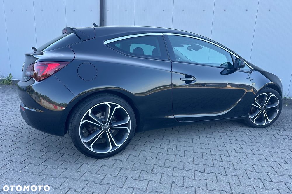 Opel Astra 1.6 Turbo Innovation - 10