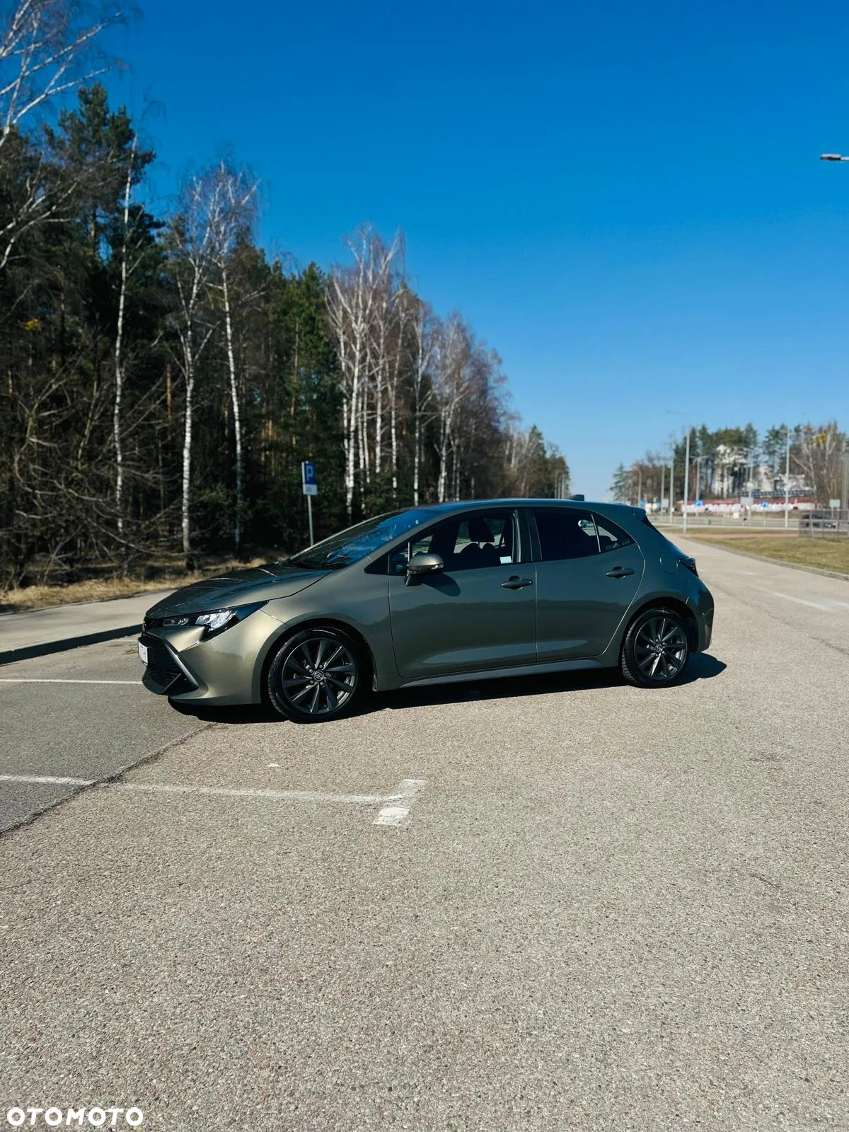 Toyota Corolla - 12
