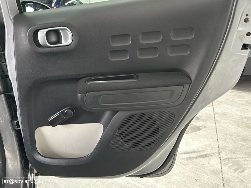 Citroën C3 1.2 PureTech C-Series - 21