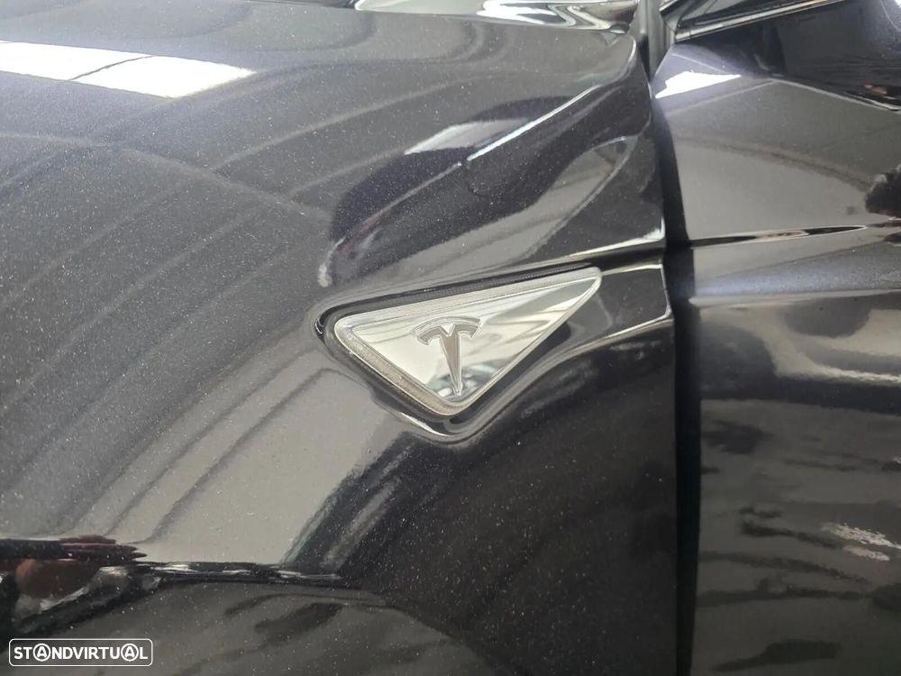 Tesla Model X P100D - 26