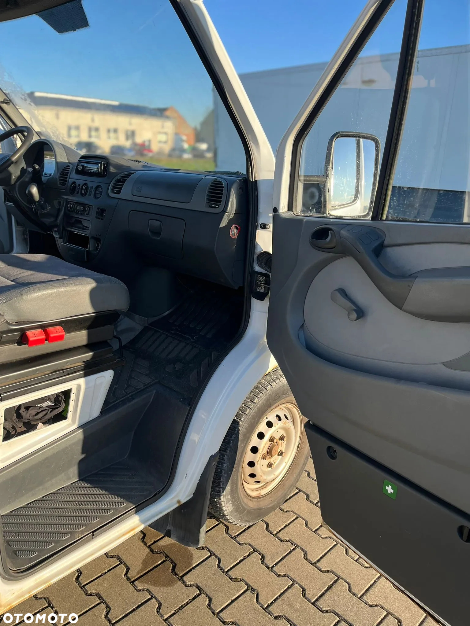 Mercedes-Benz SPINTER - 13