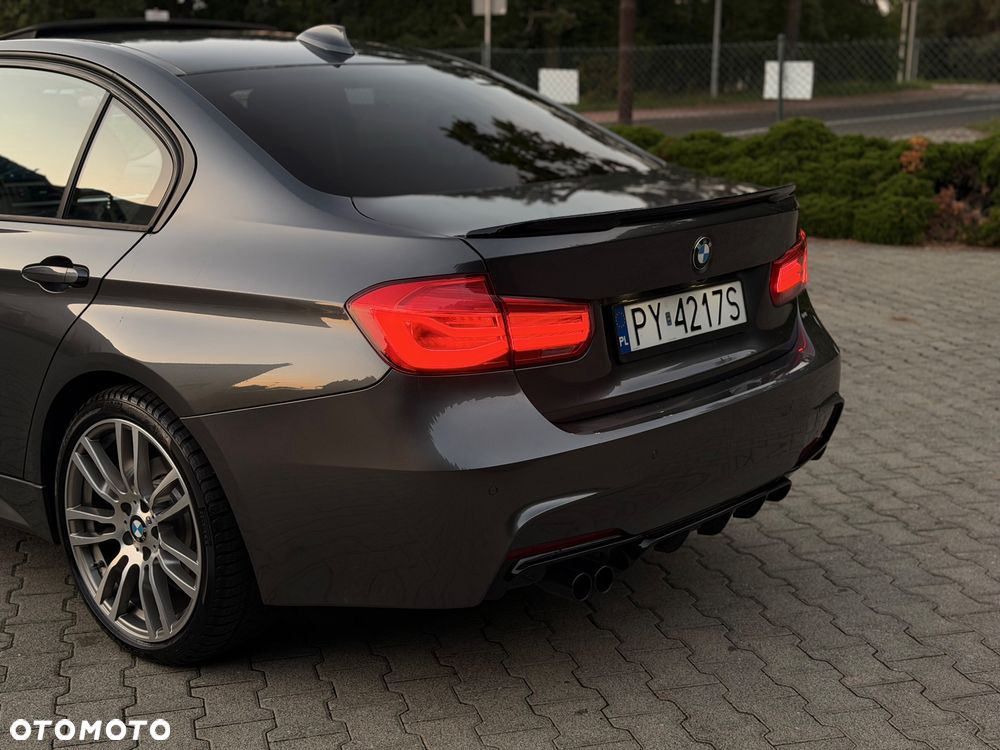 BMW Seria 3 320i xDrive M Sport - 8