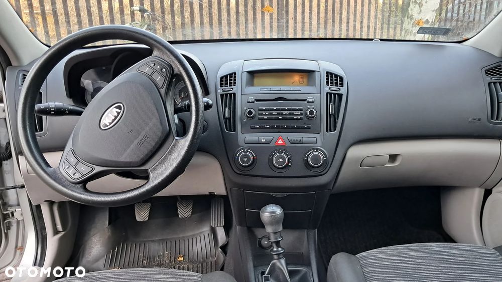 Kia Ceed 1.6 Crdi Comfort - 10