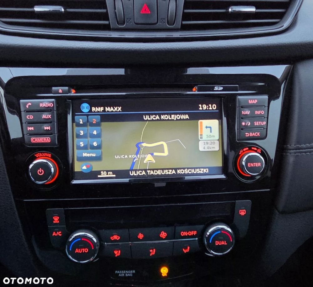 Nissan X-Trail 2.0 dCi Tekna 2WD Xtronic - 14