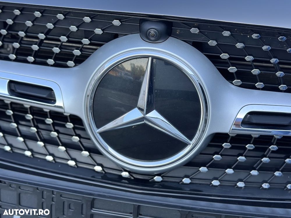 Mercedes-Benz GLA 250 4MATIC 8G-DCT AMG Line - 19