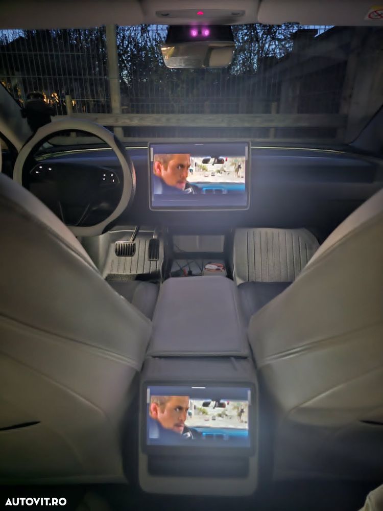 Tesla Model 3 RWD - 19