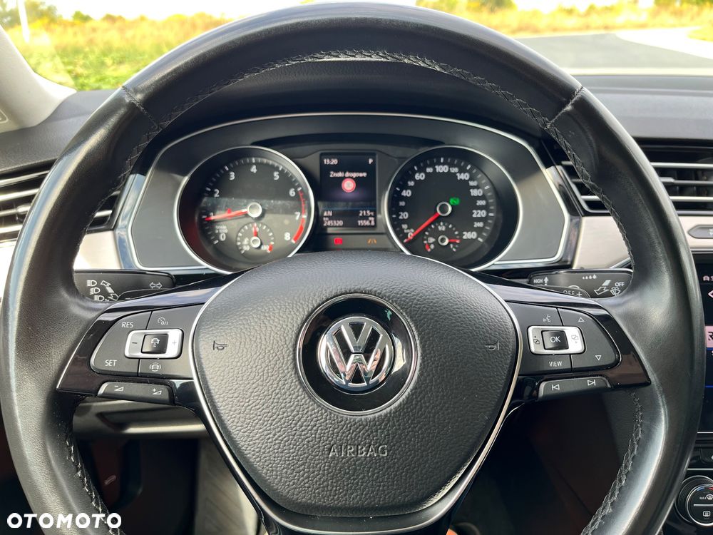 Volkswagen Passat 1.5 TSI EVO Highline DSG - 18
